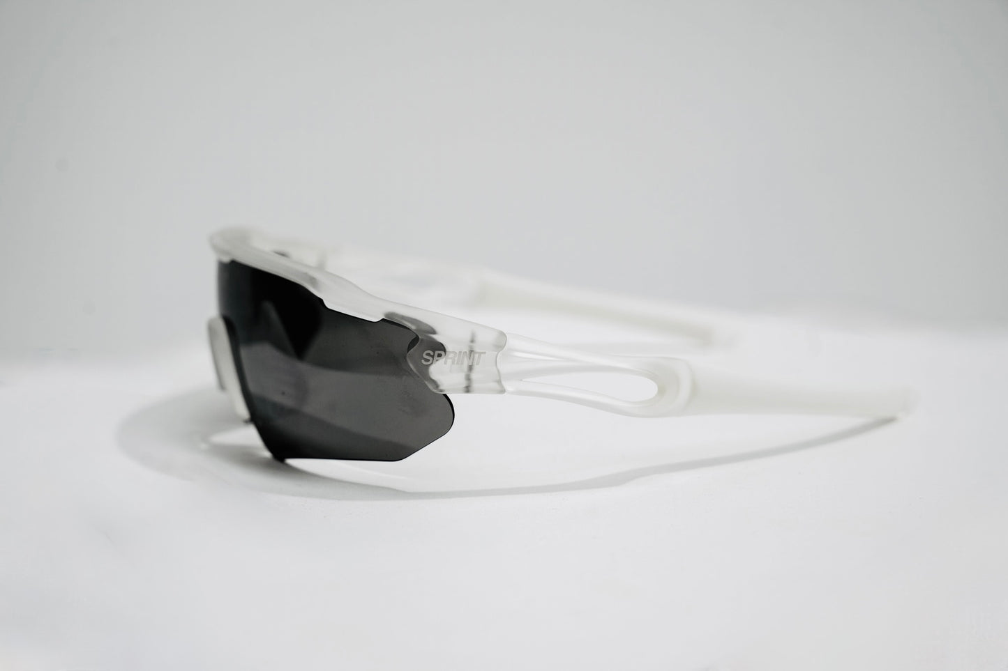 𝘗𝘈𝘊𝘌𝘙 - 𝘛𝘙𝘈𝘕𝘚𝘗𝘈𝘙𝘌𝘕𝘛 𝘔𝘐𝘙𝘙𝘖𝘙