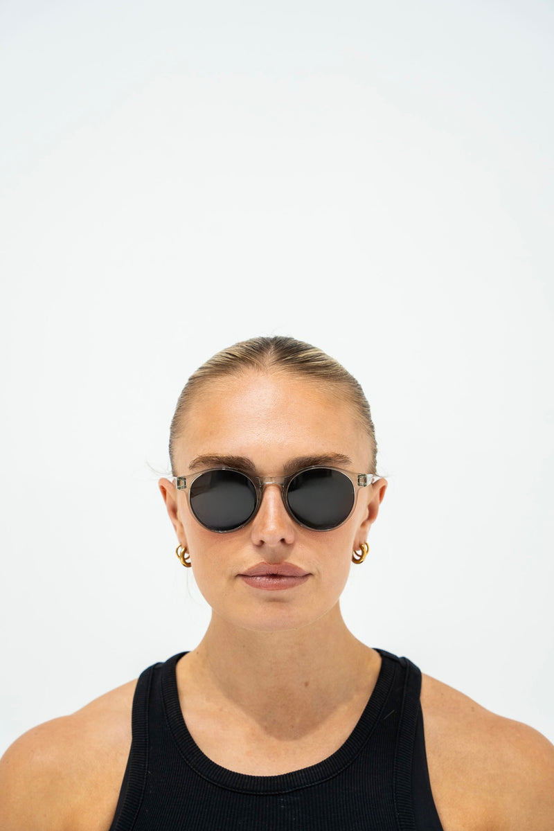 EVERYDAY Transparent Grey / Polarised Black